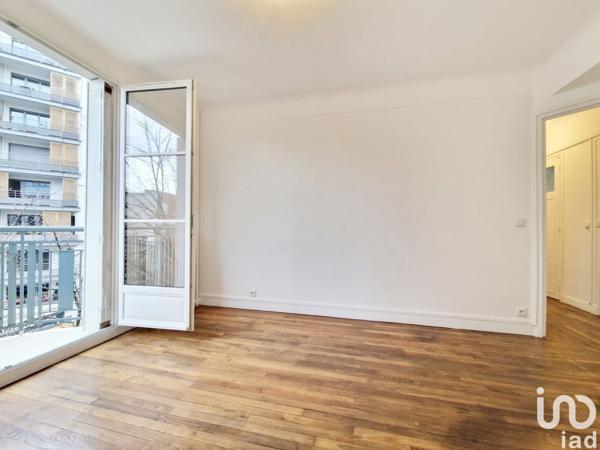 Appartement 3 pièces de 58 m² à Paris (75020)