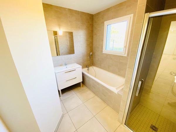 Maison - 4 pièces - plain pied - 95m²