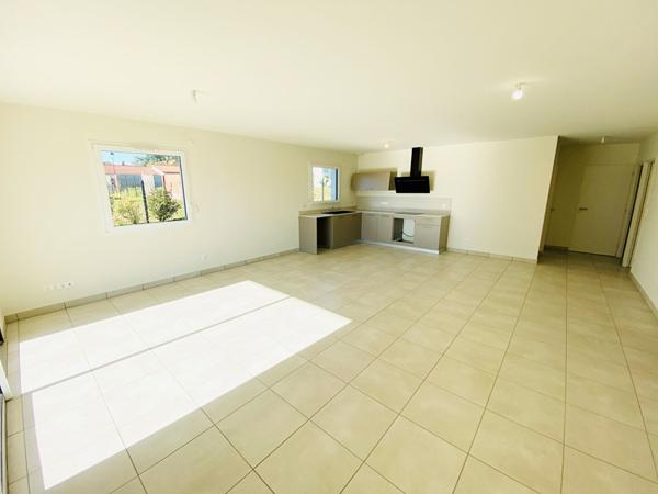 Maison - 4 pièces - plain pied - 95m²