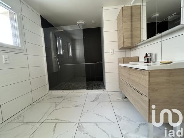 Maison à vendre 5 pièces 207 m² Montluçon