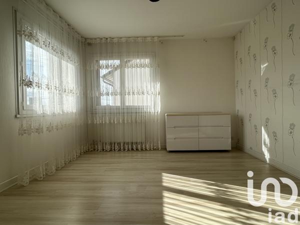 Maison à vendre 5 pièces 207 m² Montluçon