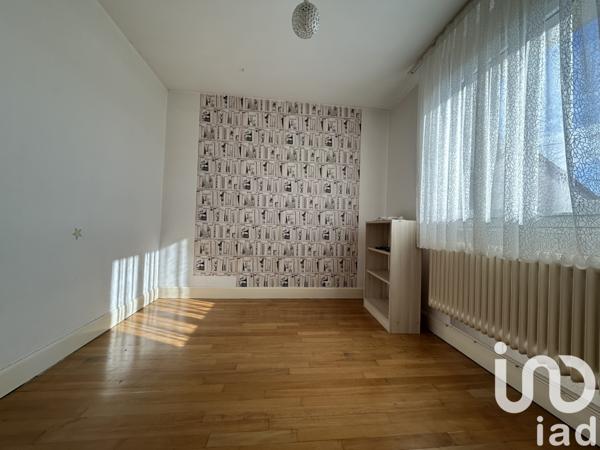 Maison à vendre 5 pièces 207 m² Montluçon