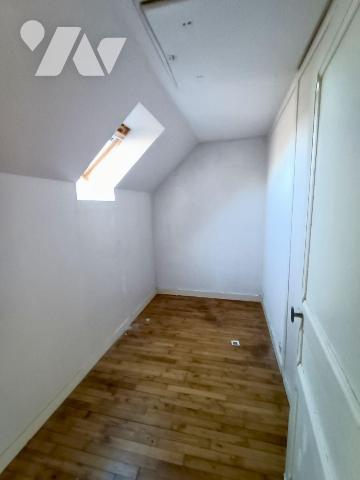 NOUVEAUTE TRENTE CINQ NOTAIRES - A proximité des commerces et commodités - cette maison de cara...