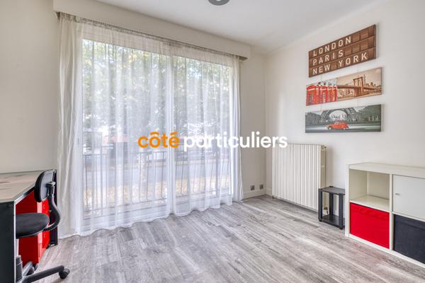 Vente Maison90 m² - 5 Pièces - LA ROCHE SUR YON (85000)