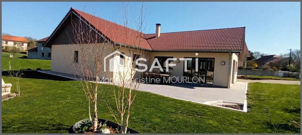 Bien rare sur le secteur, idéal pour projet familial ou professionnel avec grand terrain.