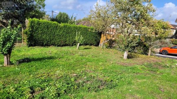 Terrain à Batir à vendre à Bruay-la-Buissière dans le Pas-de-Calais (62700), ref : 21/2524