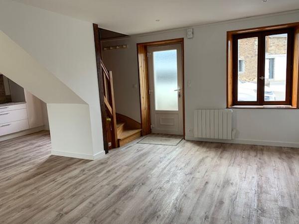 A LOUER  AOUT 2026 Maison T3  BOURG QUESSOY