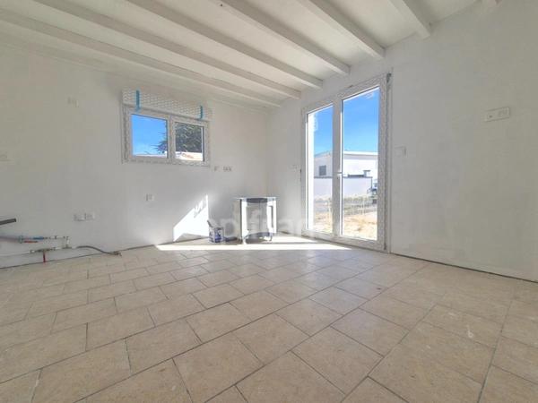 Maisonnette à vendre 2 pièces SAINT SULPICE DE ROYAN (17) - Terrasse - Parking