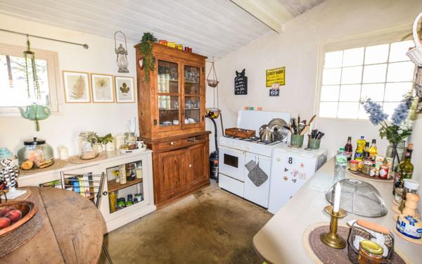 Maison à vendre    2 pièces •  Tavel