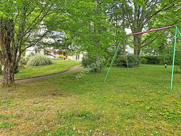 Maison familiale Avrillé 225 m² - Parc de la Haye - 6 chambres - grand jardin 1738 m² - sous-sol - garage