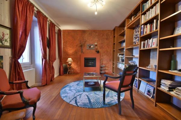 MAISON EN PIERRE 12 PIECES - 300 M²