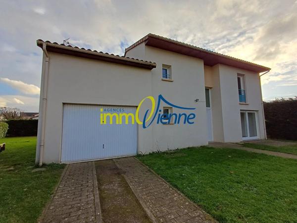 Location Maison 5 pièces 133 m2 à Mazerolles