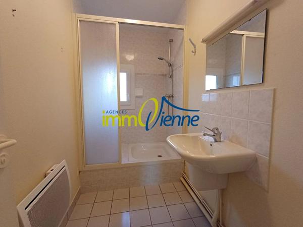 Location Maison 5 pièces 133 m2 à Mazerolles
