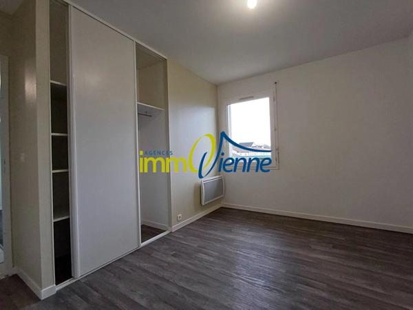 Location Maison 5 pièces 133 m2 à Mazerolles
