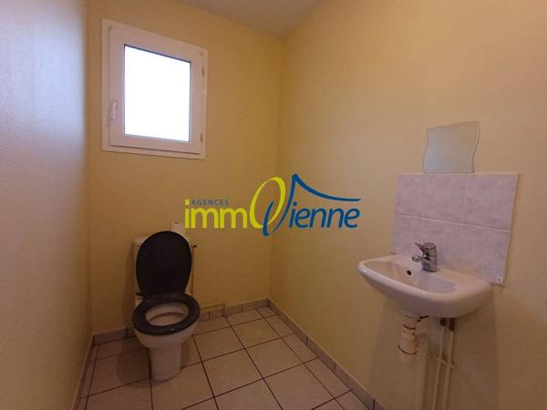Location Maison 5 pièces 133 m2 à Mazerolles