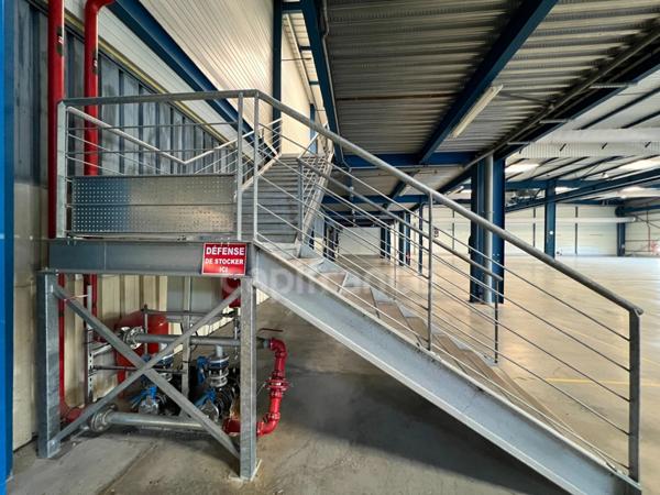 Site industriel et logistique de 7 160 m² sur 5,1 ha - Accès N10 - Chevanceaux (17)