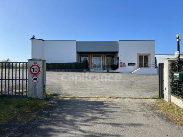 Site industriel et logistique de 7 160 m² sur 5,1 ha - Accès N10 - Chevanceaux (17)