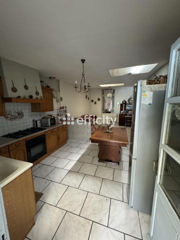 Maison 7 pièces - 159 m²