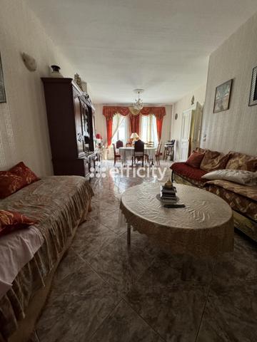 Maison 7 pièces - 159 m²