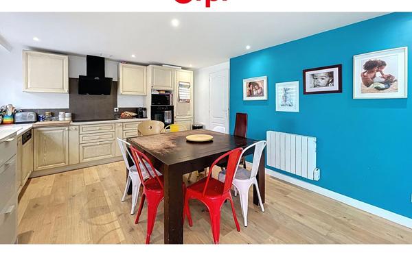 Appartement à vendre    5 pièces • 129 m2 Vétraz-Monthoux