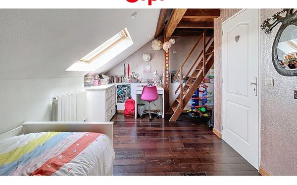 Appartement à vendre    5 pièces • 129 m2 Vétraz-Monthoux