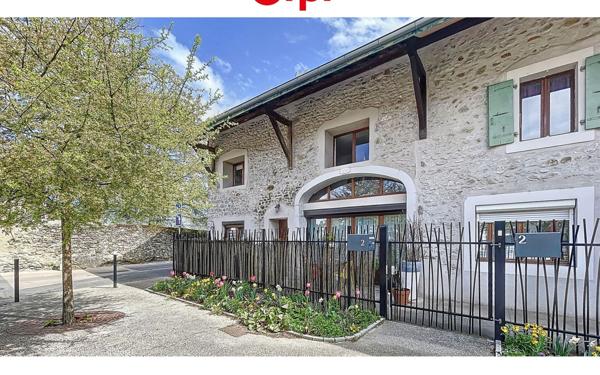 Appartement à vendre    5 pièces • 129 m2 Vétraz-Monthoux