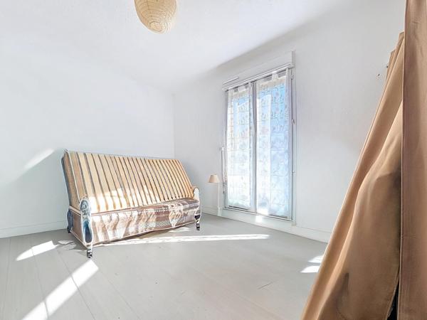 Immeuble de rapport loué – 3 appartements T3 – Lamalou-les-Bains (34240) Superficie totale : 195 m² | Rentabilité brute : env. 10 % | Prix : 175 000 €