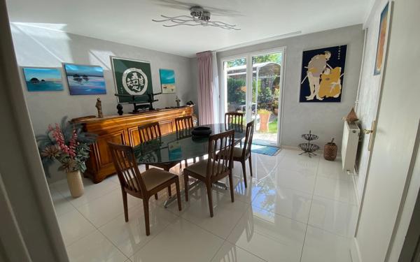 Maison à vendre    7 pièces •  Savigny-sur-Orge