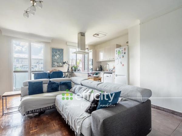 Appartement
         4 pièces
        - 101 m² 531 000 € *