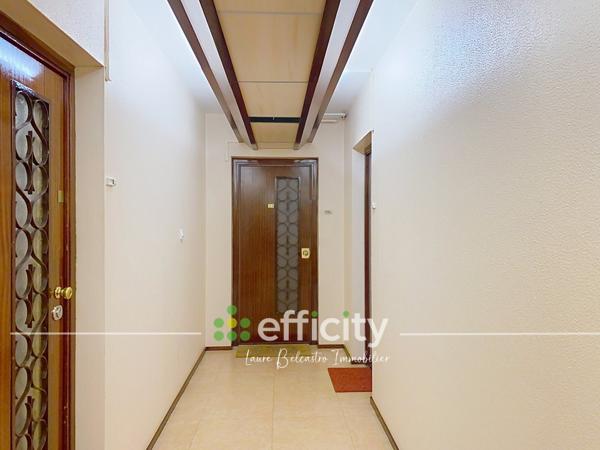 Appartement
         4 pièces
        - 101 m² 531 000 € *