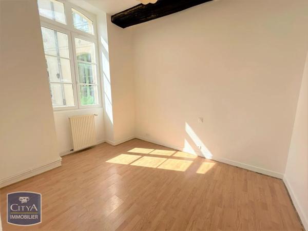 Appartement à louer 2 pièces 47.53m² Laon (02000)
