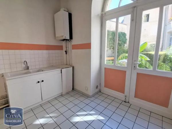 Appartement à louer 2 pièces 47.53m² Laon (02000)