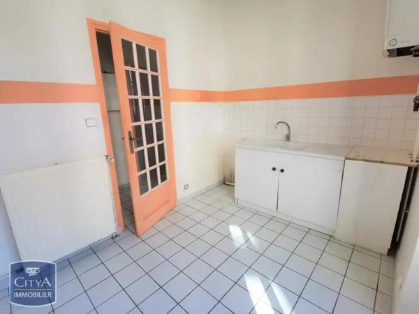 Appartement à louer 2 pièces 47.53m² Laon (02000)