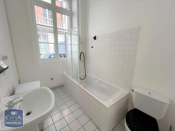 Appartement à louer 2 pièces 47.53m² Laon (02000)