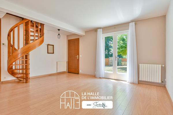 Maison
         6 pièces
        - 94 m² 176 000 € *