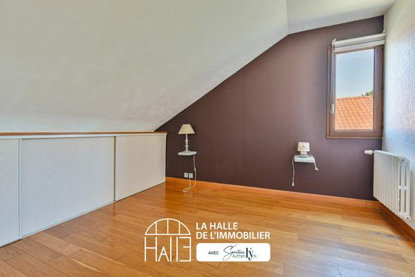 Maison
         6 pièces
        - 94 m² 176 000 € *