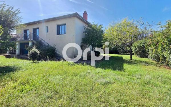 Maison à vendre    6 pièces • 130,20 m2 Décines-Charpieu