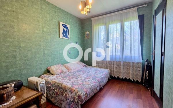 Maison à vendre    6 pièces • 130,20 m2 Décines-Charpieu