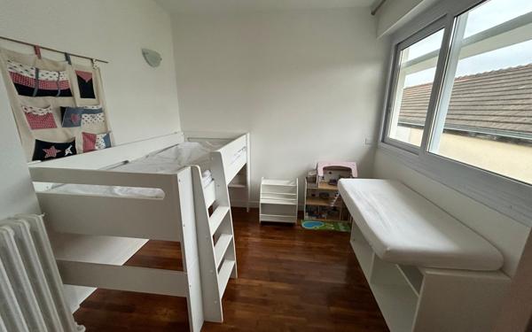 Maison à louer    4 pièces • 87,73 m2 Chaville