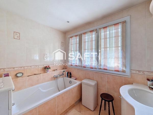 Maison 3 chambres - Véranda - Cadre verdoyant