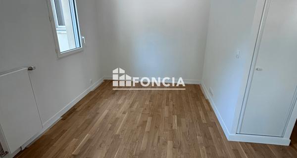 Location Studio 33.24 m² - Le Plessis-robinson 92350