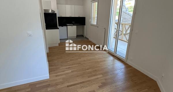 Location Studio 33.24 m² - Le Plessis-robinson 92350