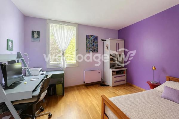 Maison à vendre 6 pièces de 123,77 m² à Jouy-le-Moutier