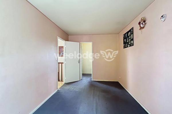 Maison à vendre 6 pièces de 123,77 m² à Jouy-le-Moutier