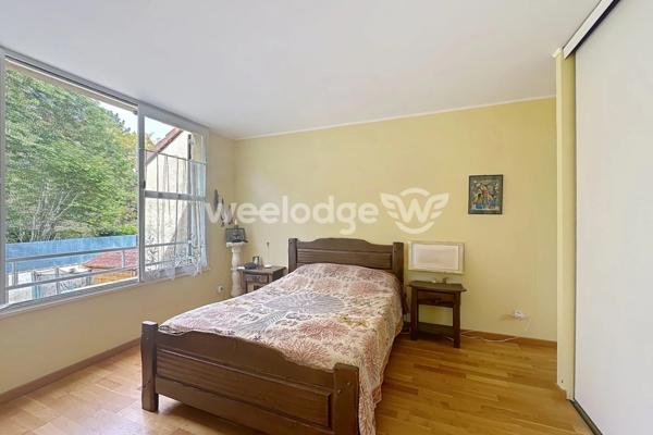 Maison à vendre 6 pièces de 123,77 m² à Jouy-le-Moutier