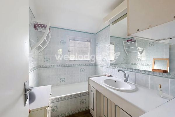 Maison à vendre 6 pièces de 123,77 m² à Jouy-le-Moutier