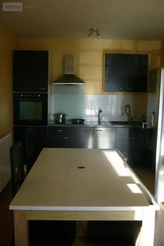 Appartement à vendre à Lanvallay dans les Côtes-d'Armor (22100), ref : 281   
Bourg