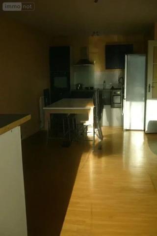 Appartement à vendre à Lanvallay dans les Côtes-d'Armor (22100), ref : 281   
Bourg