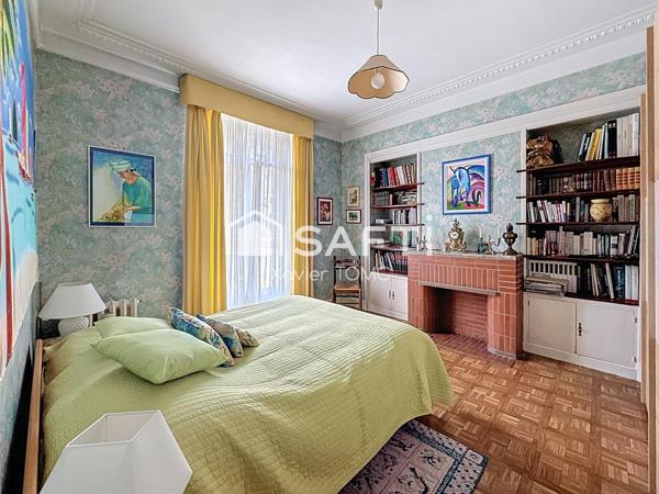 MAISON BOURGEOISE LENS