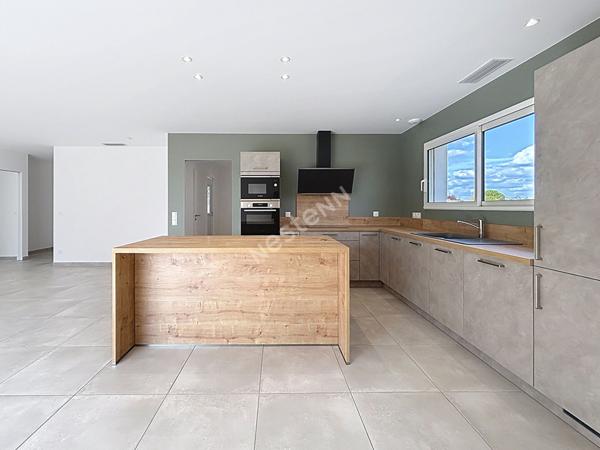 Maison neuve de 110 m² de plain pied avec garage et garanties proche de Montauban Ouest